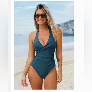 Cupshe Ruched Twist-Front Halter One Piece Swimsuit XL NWT